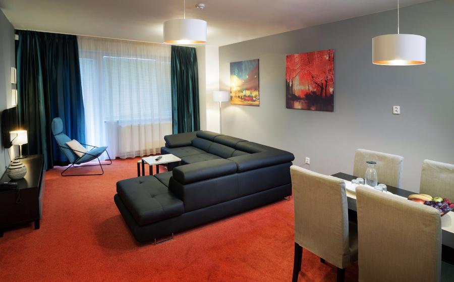 Apartmanovy Dum Landek Ostrava Exteriör bild